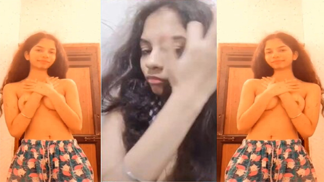 Beautiful Slim Horny Girl Fingering